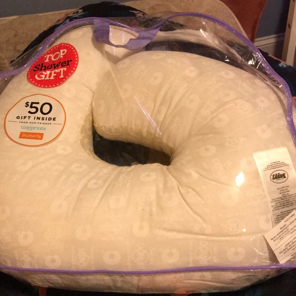 Boppy pillow